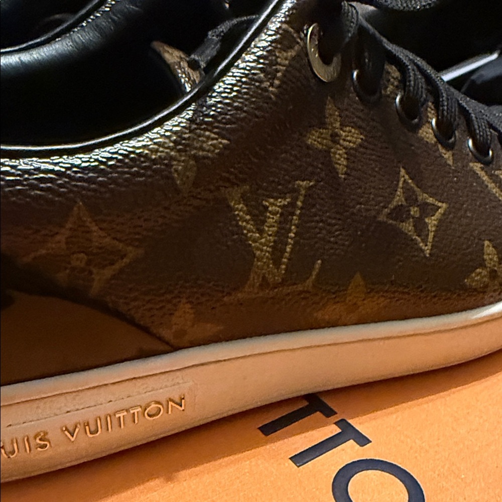 Louis Vuitton Monogram Frontrow Sneakers - Picture 9 of 14